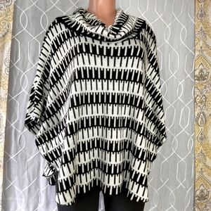 Fever black white large hounds tooth cowl neck poncho size s/m